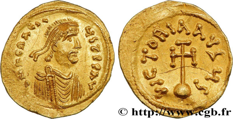 HERACLIUS
Type : Semissis 
Date : c. 610-613 
Mint name / Town : Constantinople ...