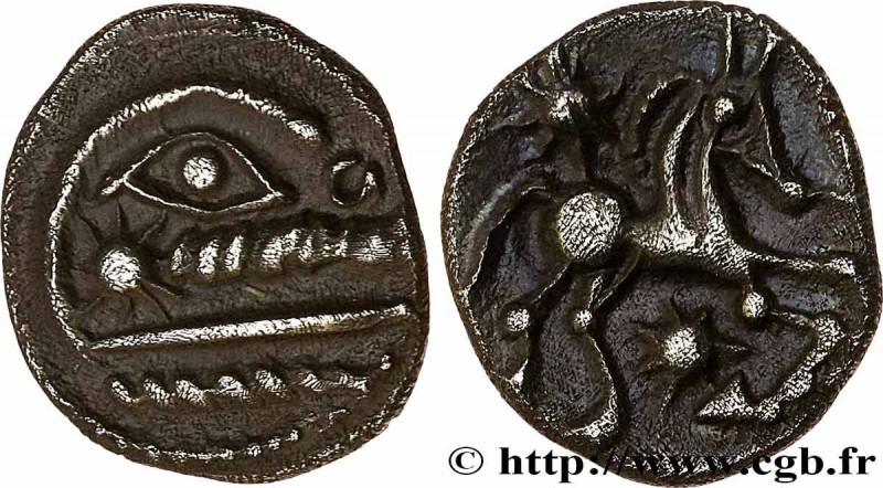 GALLIA BELGICA - BELLOVACI (Area of Beauvais)
Type : Quart de statère d'argent à...