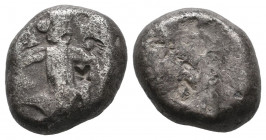 Achaemenid Empire. Sardeis. Time of Darios I to Xerxes II 485-420 BC. Siglos 1/3 AR VF
5.42 gr