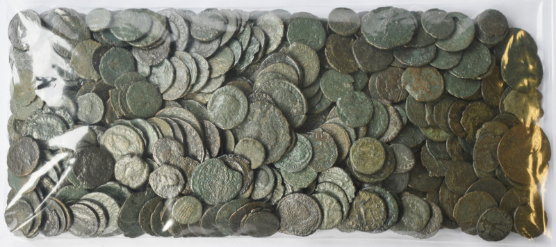 Römische Münzen: Römische Kleinmünzen, Lot ca. 500 Stück, meist schön, alle unbe...