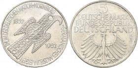 Bundesrepublik Deutschland 1948-2001: 5 DM 1952 D, Germanisches Museum, Jaeger 388. Winzige Kratzer, vorzüglich.
 [differenzbesteuert]