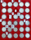 Bundesrepublik Deutschland 1948-2001: 28 x 5 DM Kursmünzen Silberadler, 1956-1965 ohn 1958 J. Jaeger 387. In Münzbox sauber einsortiert, in guter Erha...