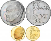 Medaillen alle Welt: Ägypten, Anwar al Sadat: 2-Medaillen-Set (Go/Si) auf den Friedennobelpreisträger und ägyptischen Staatsmann. Büste nach links / L...