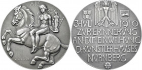 Medaillen Deutschland - Geographisch: Nürnberg: Versilberte Bronzemedaille 1910 von M. Heilmaier, auf die Einweihung des Künstlerhauses. Erlanger 778,...