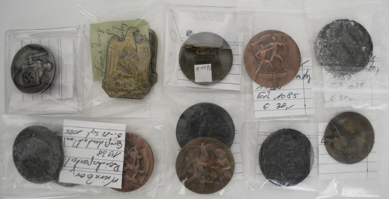 Orden & Ehrenzeichen: Drittes Reich: Lot mit 13 x Reichsparteitag Abzeichen Nürn...