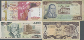 Alle Welt: Small collectors album with 133 banknotes from all over the world, comprising for example Seychelles 100 Rupees ND(2001) (P.40, UNC), Phili...