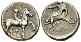 Tarentum AR Nomos, c. 350-340 BC 

Calabria, Tarentum . AR Nomos (20-21 mm, 7.64 g), c. 350-340 BC.
Obv. Naked youth on horseback right, below +.
...