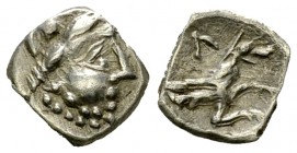 Laranda AR Obol, c. 324/323 BC 

Lycaonia, Laranda . AR Obol (8-10 mm, 0.53 g), c. 324/3 BC. 
Obv. Head of Herakles to right.
Rev. Forepart of a w...