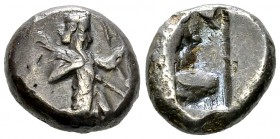 Kings of Persia AR Siglos 

Kings of Persia ( Achaemenids ). AR Siglos (14-16 mm, 5.43 g), c. 450-400 BC.
Obv. The Great King, bearded, in "Knielau...