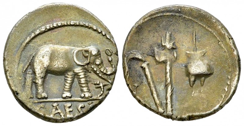 C. Iulius Caesar AR Denarius, 49-48 BC 

 C. Julius Caesar. AR Denarius (18 mm...