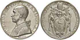 Pio XII (1939-1958) Medaglia Anno I - Opus: Mistruzzi - Rinaldi 133 AG (g 40,02) Minimi segnetti nei campi

qFDC/FDC