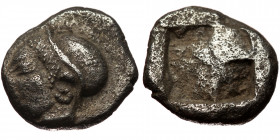 Ionia, Phokaia, AR obol (Silver, 9,9 mm, 1,31 g), ca. 521-478 BC. Obv: Archaic head of Athena left, wearing helmet and sakkos.
Rev: Quadripartite inc...