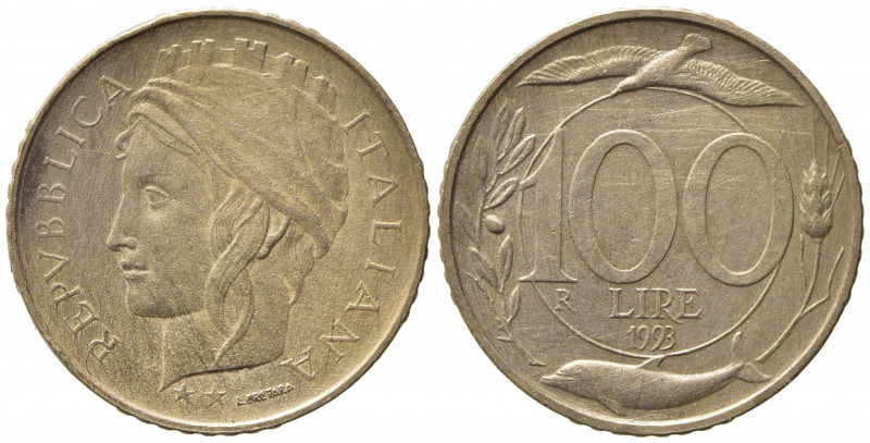 REPUBBLICA ITALIANA. 100 Lire 1993 "Testa piccola". Gig. 130 Rara. segni di puli...