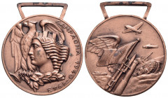 FASCISTE - - Medaglia - 1940-1943 Campagna di guerra - Testa dell' Italia a s. con aquila e alloro - R/ Bandiera e simboli di guerra aerea, navale e t...