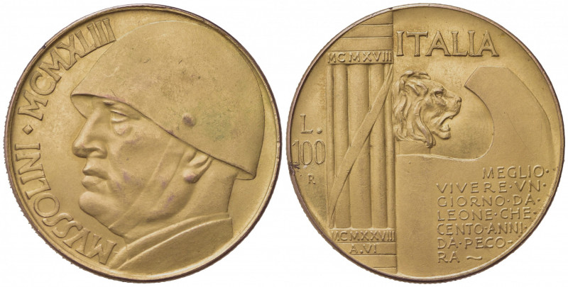 ITALIA. Mussolini. Medaglia di fantasia, datato 1943. Bronzo dorato (35mm, 31.13...