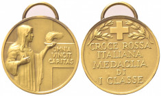 ITALIA. Medaglia Croce Rossa Italiana. Bronzo dorato (31.5mm, 13.34g). SPL+