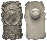 ROMA
Durante Vittorio Emanuele III, 1900-1943.
Distintivo/spilla 1903 VII Congresso Internazionale di Agricoltura con bottone inciso.
Ag gr. 14,27 ...