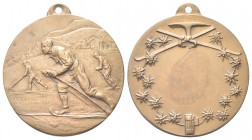 ROMa
Ventennio Fascista, dal 1923 al 1943.
Medaglia s. data.
Æ gr. 25,32 mm. 39,8
Dr. Atleti su sci.
Rv. Ghirlanda di stella alpina; sopra, sci d...
