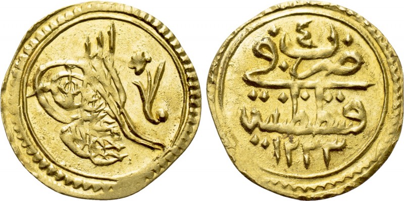 OTTOMAN EMPIRE. Mahmud II (AH 1223-1255 / 1808-1839 AD). GOLD Çeyrek or Rubiye. ...