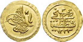 OTTOMAN EMPIRE. Mahmud II (AH 1223-1255 / 1808-1839 AD). GOLD Çeyrek or Rubiye. Constantinople (Istanbul) mint. Dated AH 1223//2 (1809 AD).