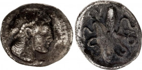 Ancient Greece Litra 485 - 466 BC, Siracuse (Sicily)
SNG ANS 137-43; Silver 0,72 gr; Deinomenid Tyranny. Under Hieron I, ca. 470-466 BC. Obv: Diademe...