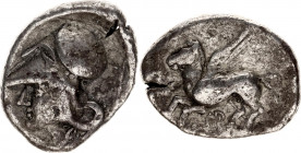 Ancient Greece Stater 350 - 250 BC, Akarnania (Thyrrheion)
Pegasi -; Silver 8,54 gr; Obv: Pegasos flying left; below, ΘΥΡ. Rev: Helmeted head of Athe...