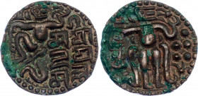 Ceylon Æ Kahavanu 1200 - 1202 (ND)
Mitchiner 840-1; Copper 4.26 g, 20.3 mm; Polonnaruwa period; Sahasa Malla; Obv: King standing facing right, holdin...