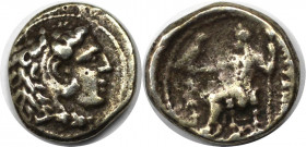 Griechische Münzen, MACEDONIA. Alexander III. der Große, 336-323 v. Chr. Hemidrachme (1,85 g). Vs.: Kopf des Herakles mit Löwenfell n. r. Rs.: AΛEΞANΔ...