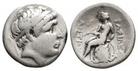 SELEUKID KINGDOM. Antiochos II Theos. (261-246 BC.). AR Drachm.Uncertain mint in Western Asia Minor near Phokaia(?).
Obv: Diademed head of Antiochos I...