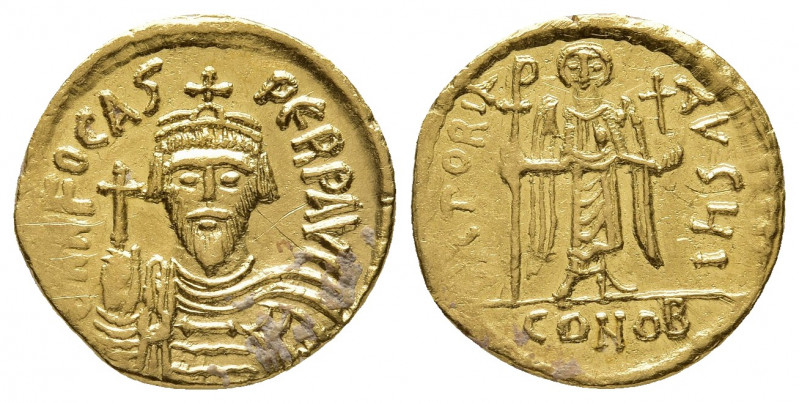 PHOCAS (602-610 AD). AV, Solidus. Constantinople.
Obv: [δN N] FOCAS PЄRP AVG. 
C...
