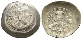 MICHAEL VII DUCAS (1071-1078 AD). EL, Histamenon Nomisma. Constantinople.
Obv: IC - XC. 
Bust of Christ Pantokrator facing, wearing tunic and pallium,...
