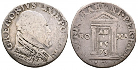 Gregorio XIII 1572-1585
Testone, Roma, AG 7.98 g.
Ref : MIR 1148/3 (R)
TB+