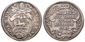Innocenzo XI 1676-1689
Testone, 1685, Roma, AG 9.10 g.
Ref : MIR 2035/23
TTB+