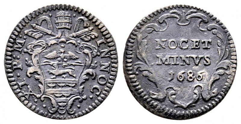Innocenzo XI 1676-1689
Grosso, Roma, 1686, AG 1.33 g.
Ref : MIR 2037/6 , Munt 17...