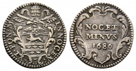 Innocenzo XI 1676-1689
Grosso, Roma, 1686, AG 1.33 g.
Ref : MIR 2037/6 , Munt 178, Berm 2120, CNI 143/5
TTB
