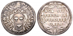 Innocenzo XII 1691-1700
Testone, AN II, Roma, AG 9 g.
Ref : MIR 2143/1 
TTB