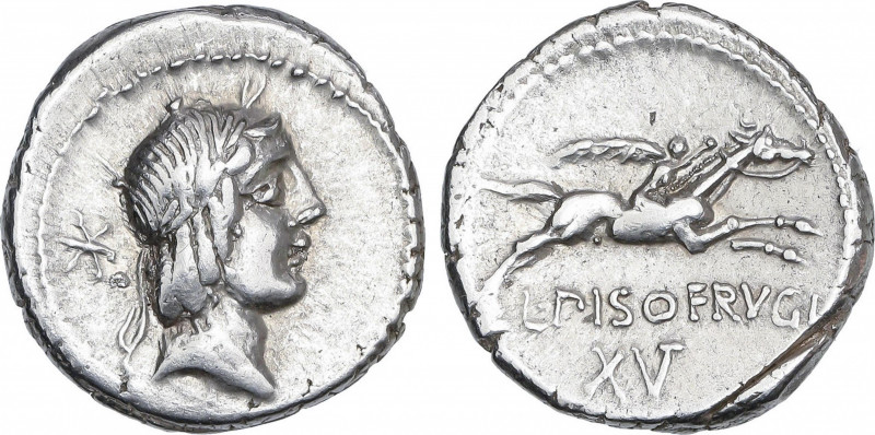 Denario. 90-89 a.C. CALPURNIA. L. Calpurnius Piso Frugi. Anv.: Cabeza laureada d...