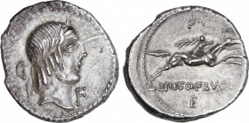 Denario. 90-89 a.C. CALPURNIA. L. Calpurnius Piso Frugi. Anv.: Cabeza laureada de Apolo a derecha, detrás letra G, delante letra F. Rev.: Jinete galop...