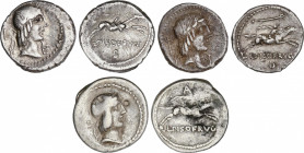 Lote 3 monedas Denario. 90-89 a.C. CALPURNIA. L. Calpurnius Piso Frugi. AR. Todas tipo cabeza y jinete a derecha. En anverso una con signo fraccionari...