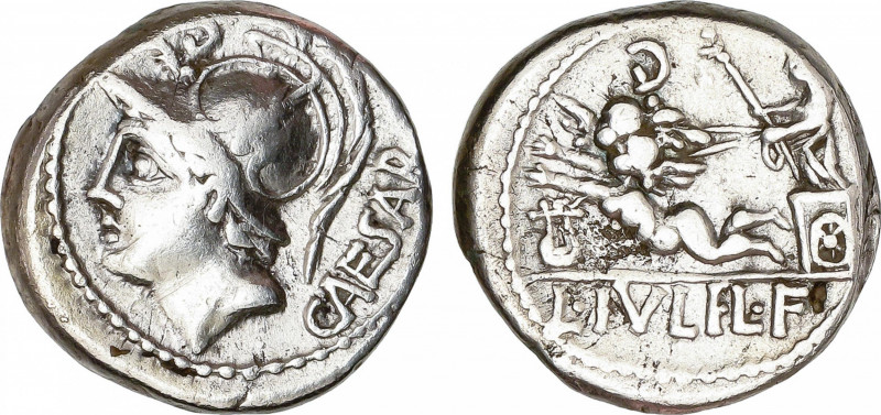 Denario. 103 a.C. JULIA. L. Julius L.f. Caesar. 3,98 grs. AR. Letra G invertida ...