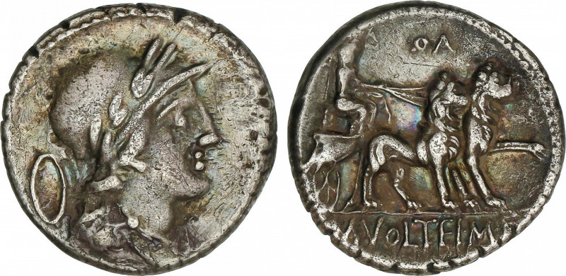 Denario. 78 a.C. VOLTEIA. M. Volteius M.f. Anv.: Busto con yelmo laureado de Att...