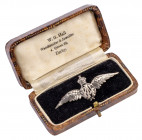 Great Britain, RAF Sweet Heart Badge Odznaka w oryginalnym pudełku producenta.&nbsp; Wymiary: 21,4 x 59 mm.