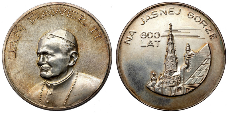 Jan Paweł II medal SREBRO, 600 lat na Jasnej Górze Na rewersie nabita punca sreb...