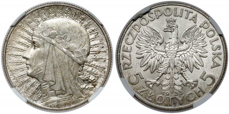 Głowa Kobiety 5 złotych 1933 Mennicza. 
Reference: Chałupski 2.24.3.a, Parchimo...