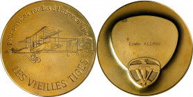 France. 1969 Les Vieilles Tiges Old Stems Gold Medal. Bronze. Awarded to Edwin Aldrin. Mint State.
67 mm. Obv : POUR SERVICES RENDUS A L'AERONAUTIQUE...