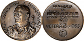 1970 Office of Strategic Services Society William J. Donovan Award. Cast Bronze. Awarded to Colonel Edwin E. Aldrin, Jr. Mint State.
118 mm. Obv : GE...