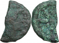 Northern Apulia, Luceria, c. 211-200 BC. Æ Quincunx (25mm, 8.50g). Halved, Fair