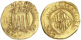 s/d. Felipe III. Mallorca. 4 escudos. (Cal. 6, mismo ejemplar, de Felipe II) (Cru.C.G. 4349b, mismo ejemplar). 13,68 g. Valor en anverso. Acuñación fl...