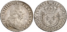 1698. Francia. Luis XIV. A (París). 1/2 ecu. (Kr. 295.1). 13,64 g. AG. Bella. Parte de brillo original. Rara y más así. EBC.