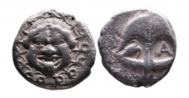 Thrace, Apollonia Pontica, late 5th-4th centuries.
Facing gorgoneion;
Anchor upright, to the left crayfish, to the right A.
SNG Black Sea 153-156, 158...